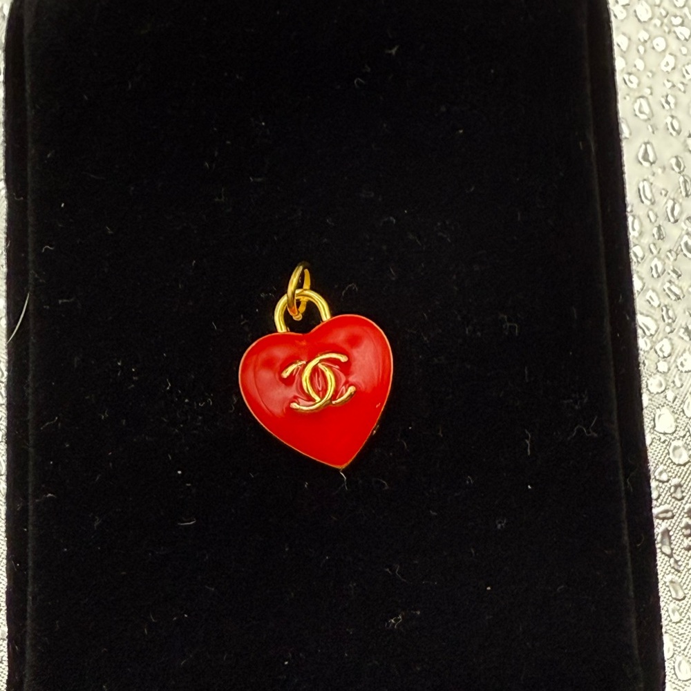 Red Heart Pendant Charm – Gold Tone Detail